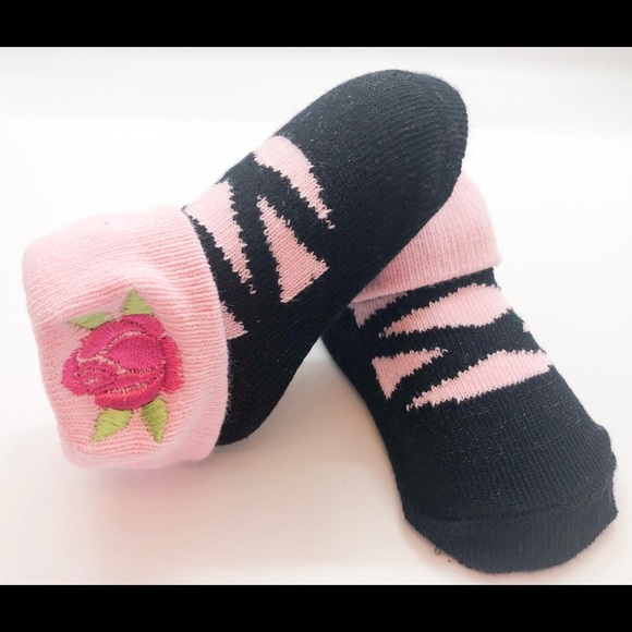 Stepping Stones Socks & Mitts Set - Picture 3 of 6